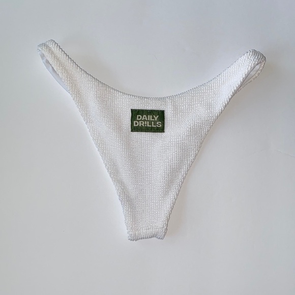 Daily Drills Wavy Bikini Top and Bottom Set in White - Picture 9 of 10